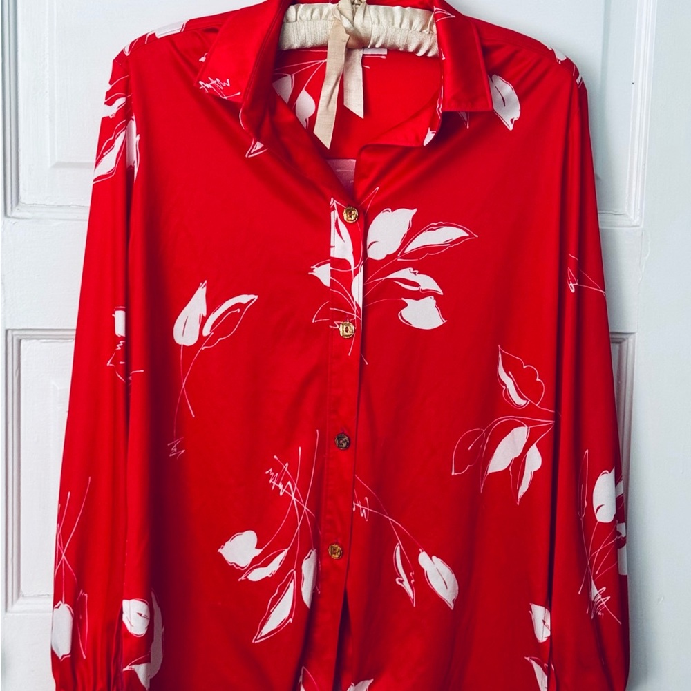 Chic Red Floral Women's Blouse